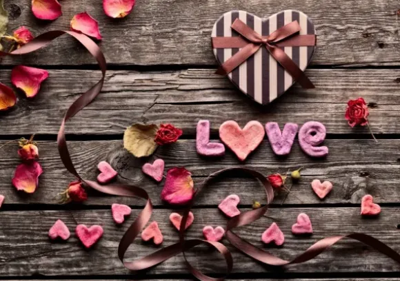 Love - Red Hearts