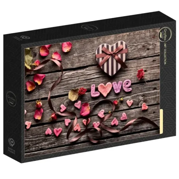 Love - Red Hearts