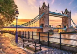 Tower Bridge. Londres