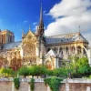 Vue sur la Cathédrale Notre-Dame de Paris